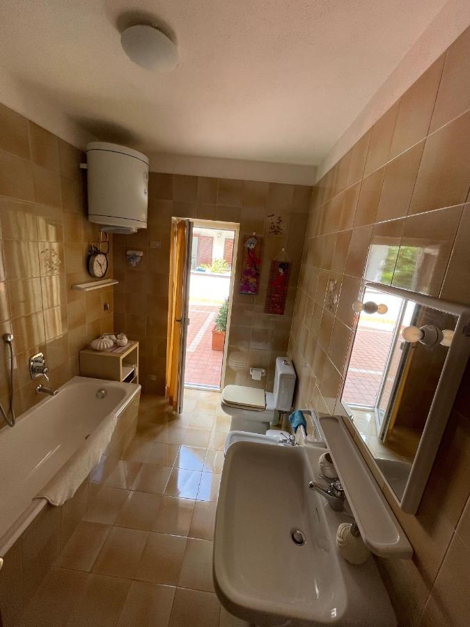 Casa Dolce Casa Apartment Тирано Екстериор снимка