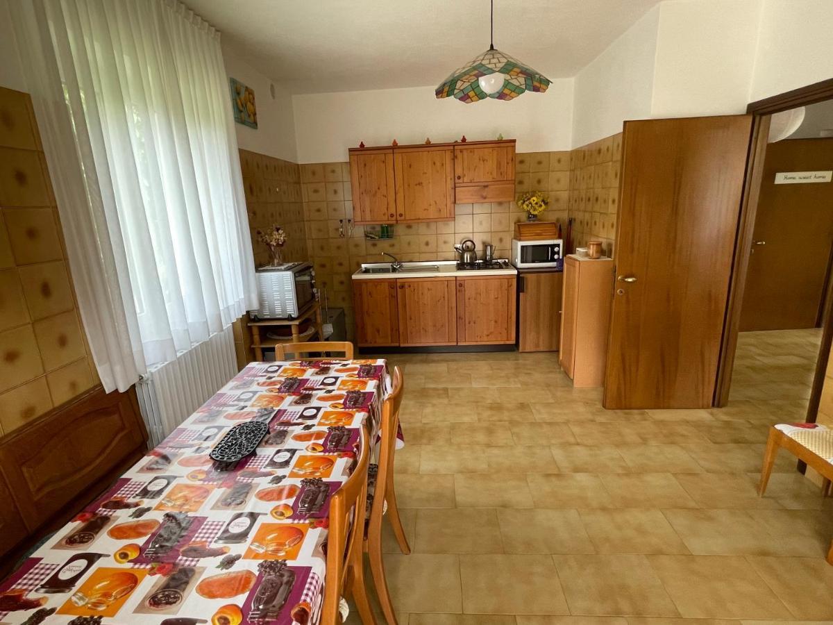 Casa Dolce Casa Apartment Тирано Екстериор снимка